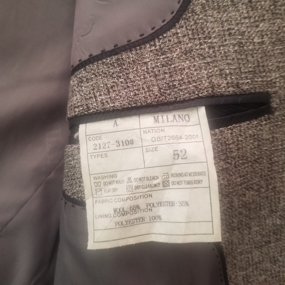 Blazer - Picture 3 of 5